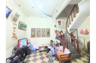BÁN NHÀ GẦN PHỐ TÂN MAI –HOÀNG MAI  -GIÁ 2 TỶ -SỔ RIÊNG -HIẾM